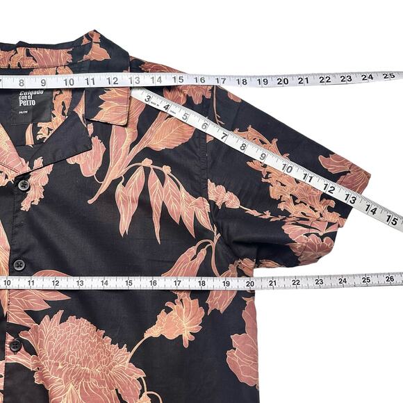 Cuidado Con el Perro | Men | Dark Contrast Floral Leaf Button Up Shirt | Medium - Picture 3 of 7